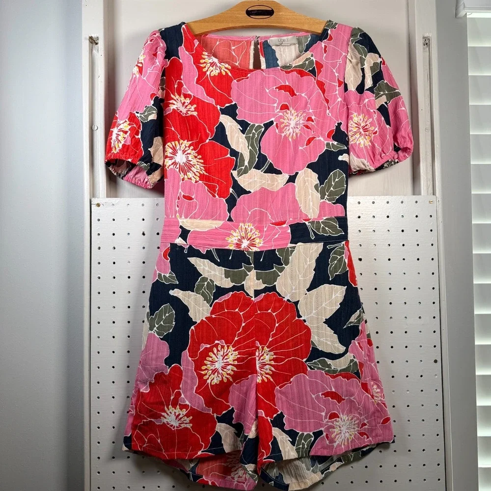 Ann Taylor Loft Romper‎ Women's Size XXS Pink Floral Short Sleeves Round Neck
